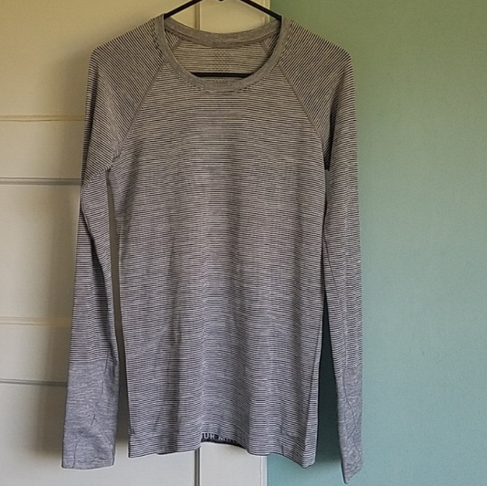 Lululemon Athletica Swiftly Tech Long Sleeve Tee 2.0 Striped Black/White Active